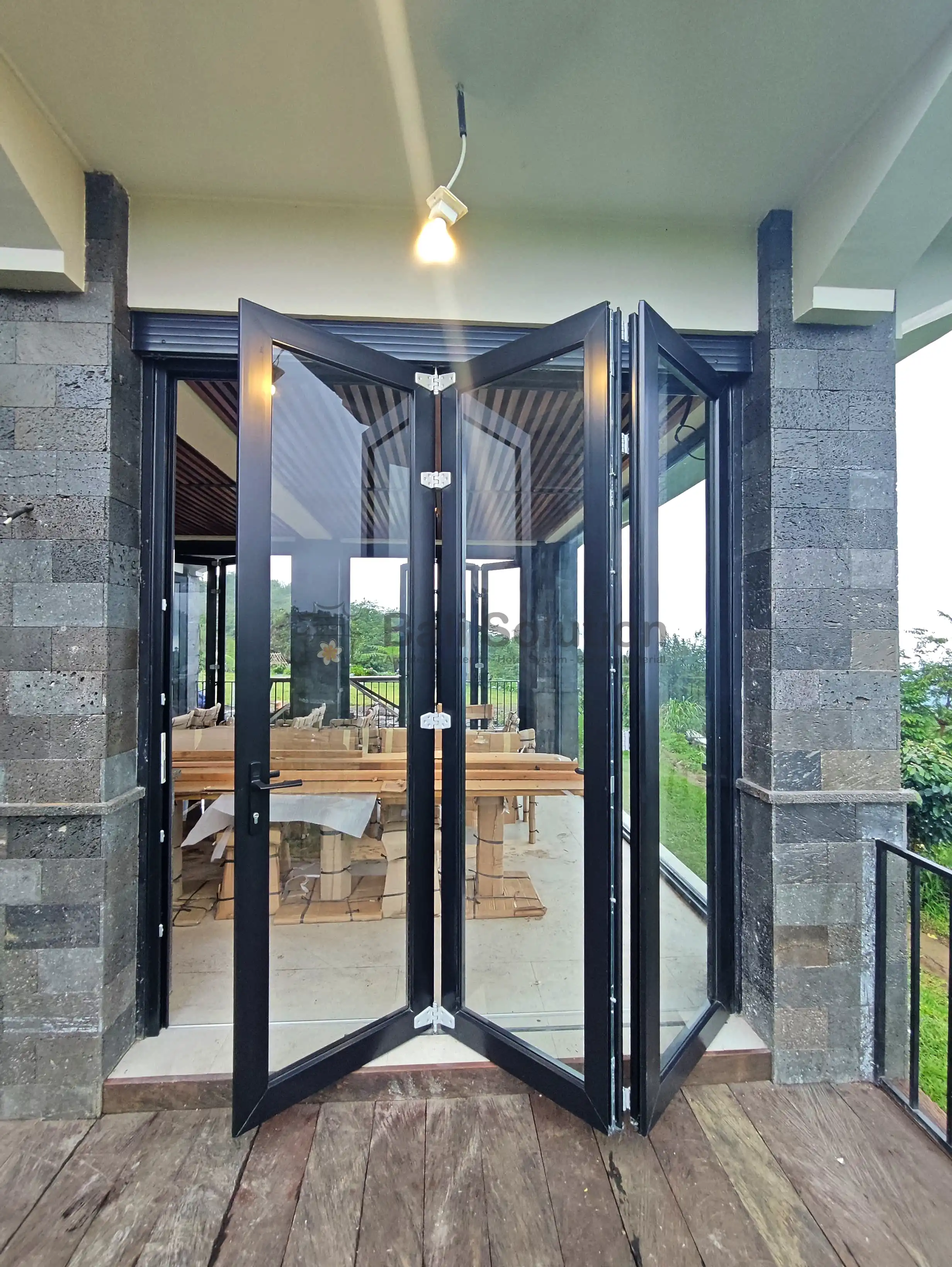 Pintu Folding UPVC